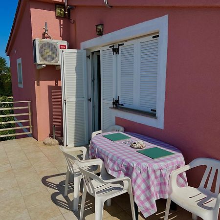 Apartments Aleksandra Rab Town Exterior photo